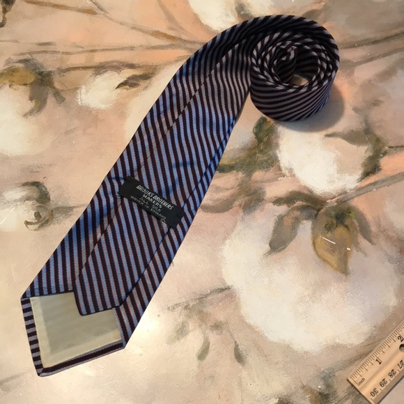 Brooks brothers silk tie - Picture 2 of 9